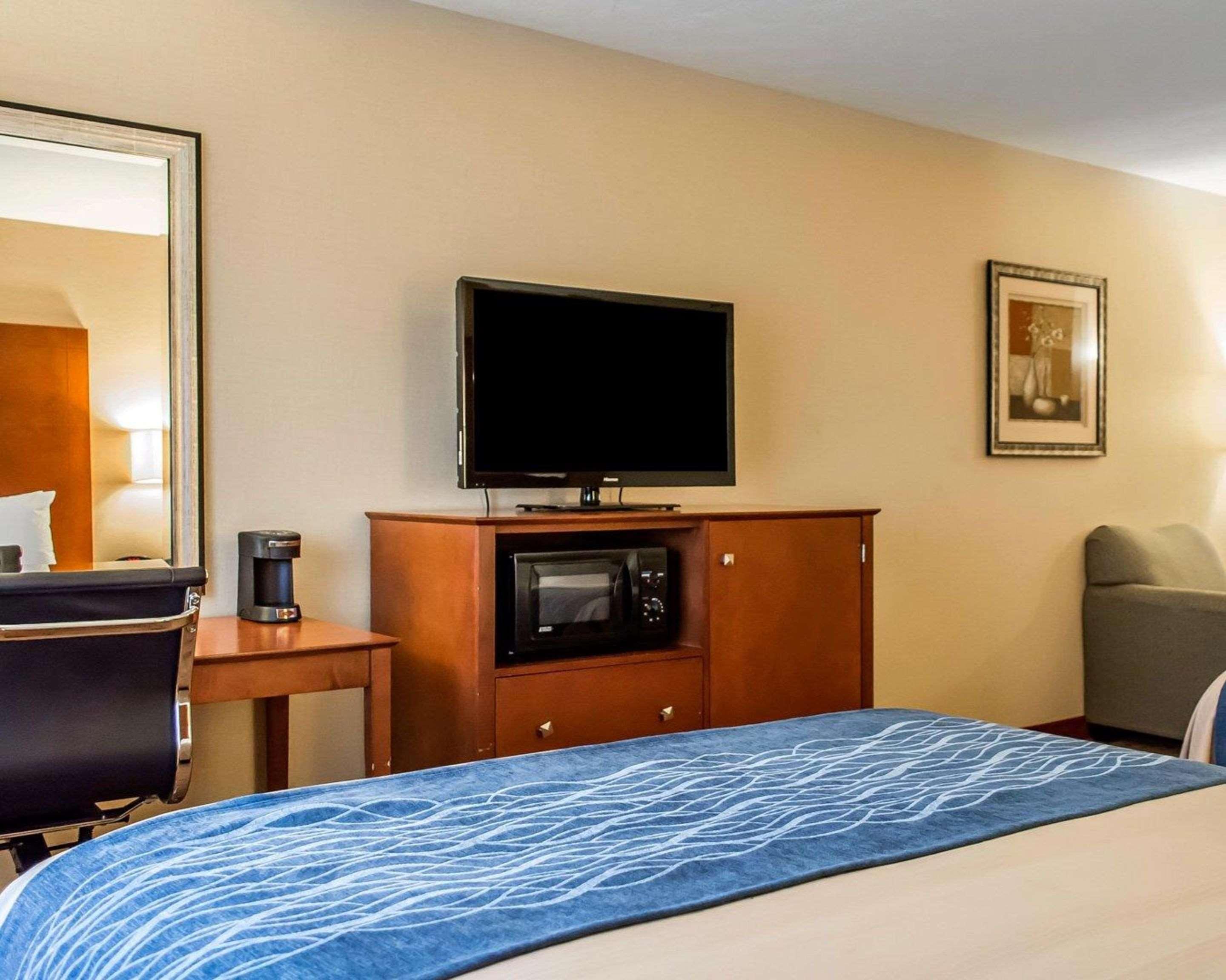 Comfort Inn & Suites Franklin East Esterno foto