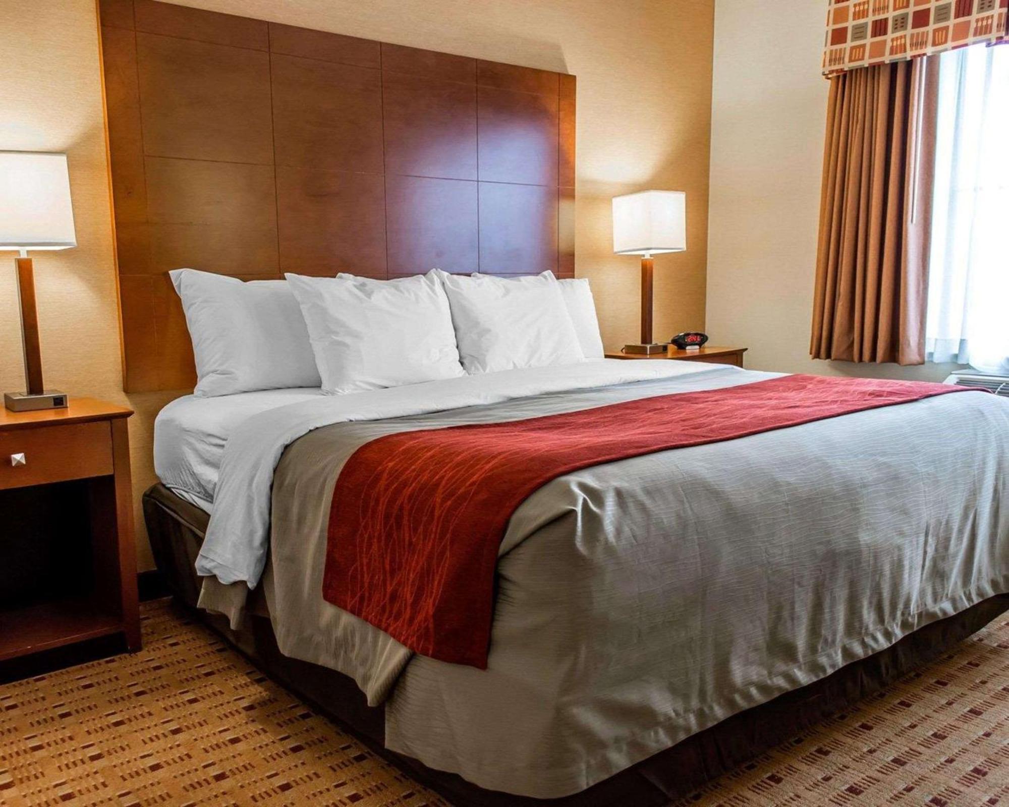 Comfort Inn & Suites Franklin East Esterno foto